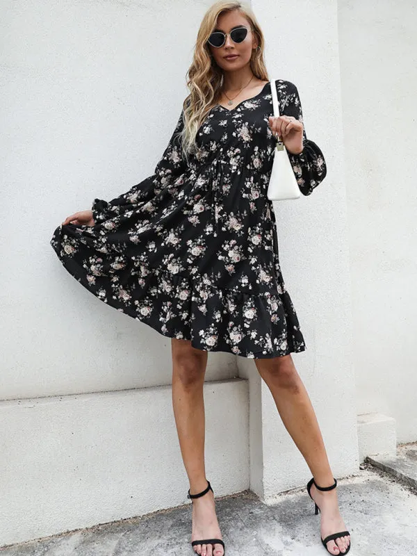 Boho Floral Print Long Sleeve Dress with V-Neck and Tiered Skirt