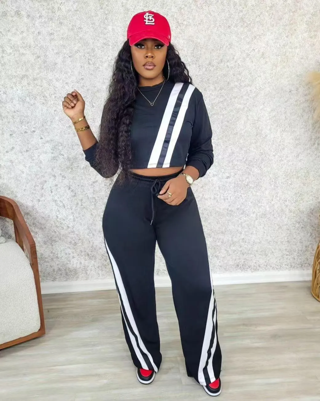 Casual Two-Piece Set with Patchwork Cropped Top and Wide-Leg Pants