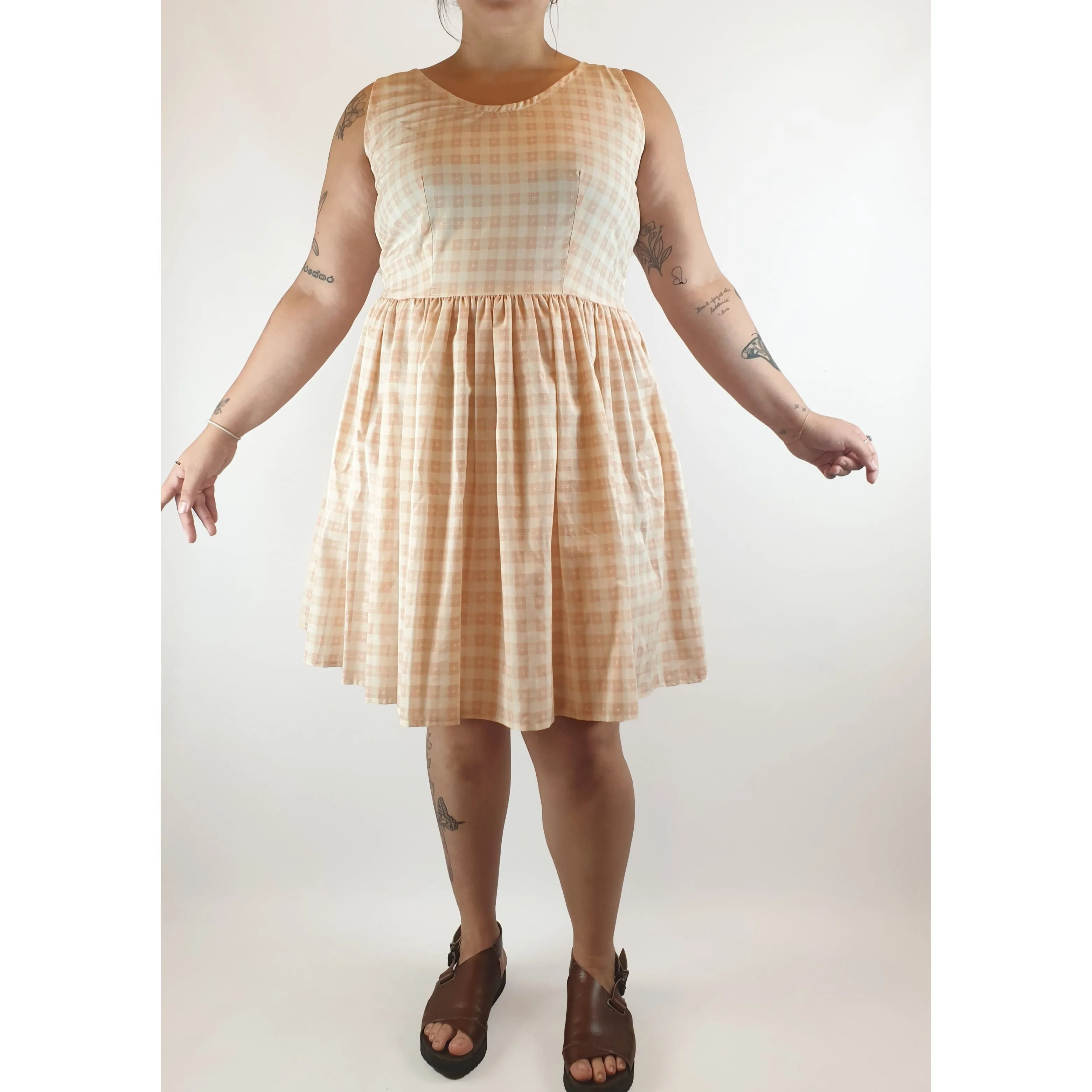 Forest and Things pre-owned pink gingham print dress size 16