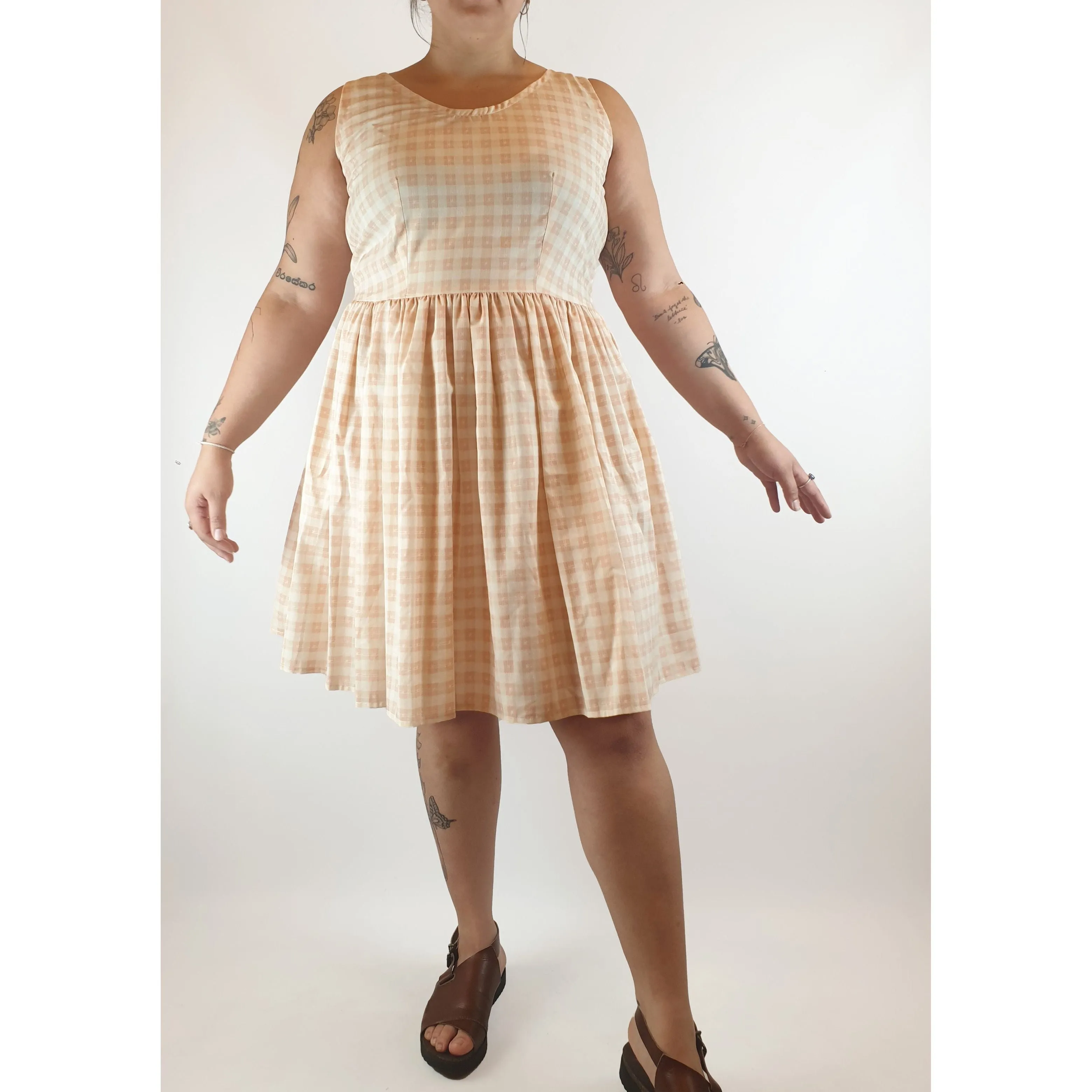 Forest and Things pre-owned pink gingham print dress size 16