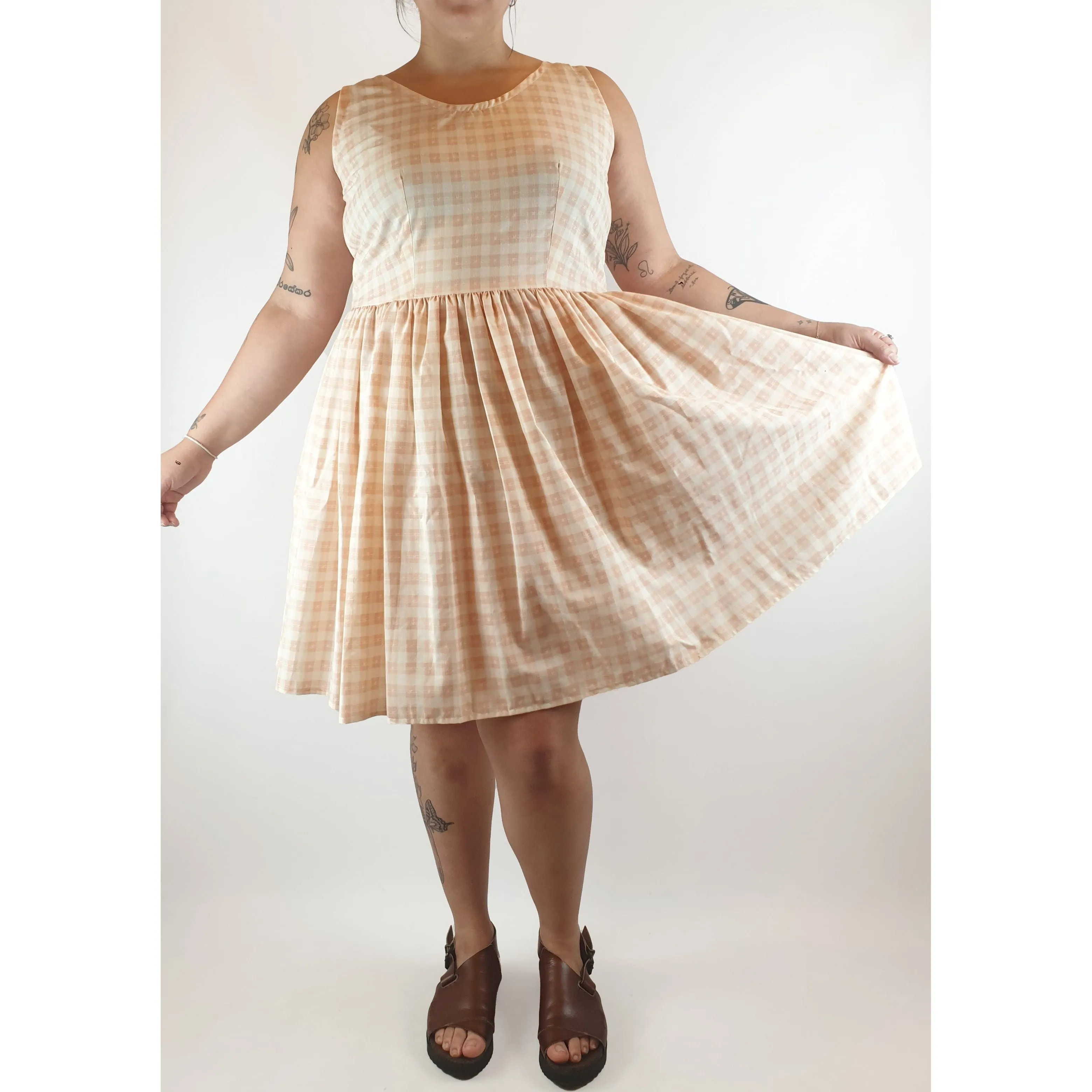 Forest and Things pre-owned pink gingham print dress size 16