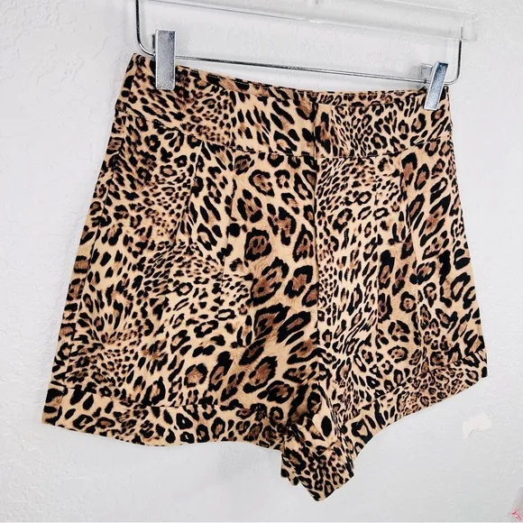 Generation Love Kelsey Shorts Wild Leopard Pleated Front Cuffed Dress Shorts