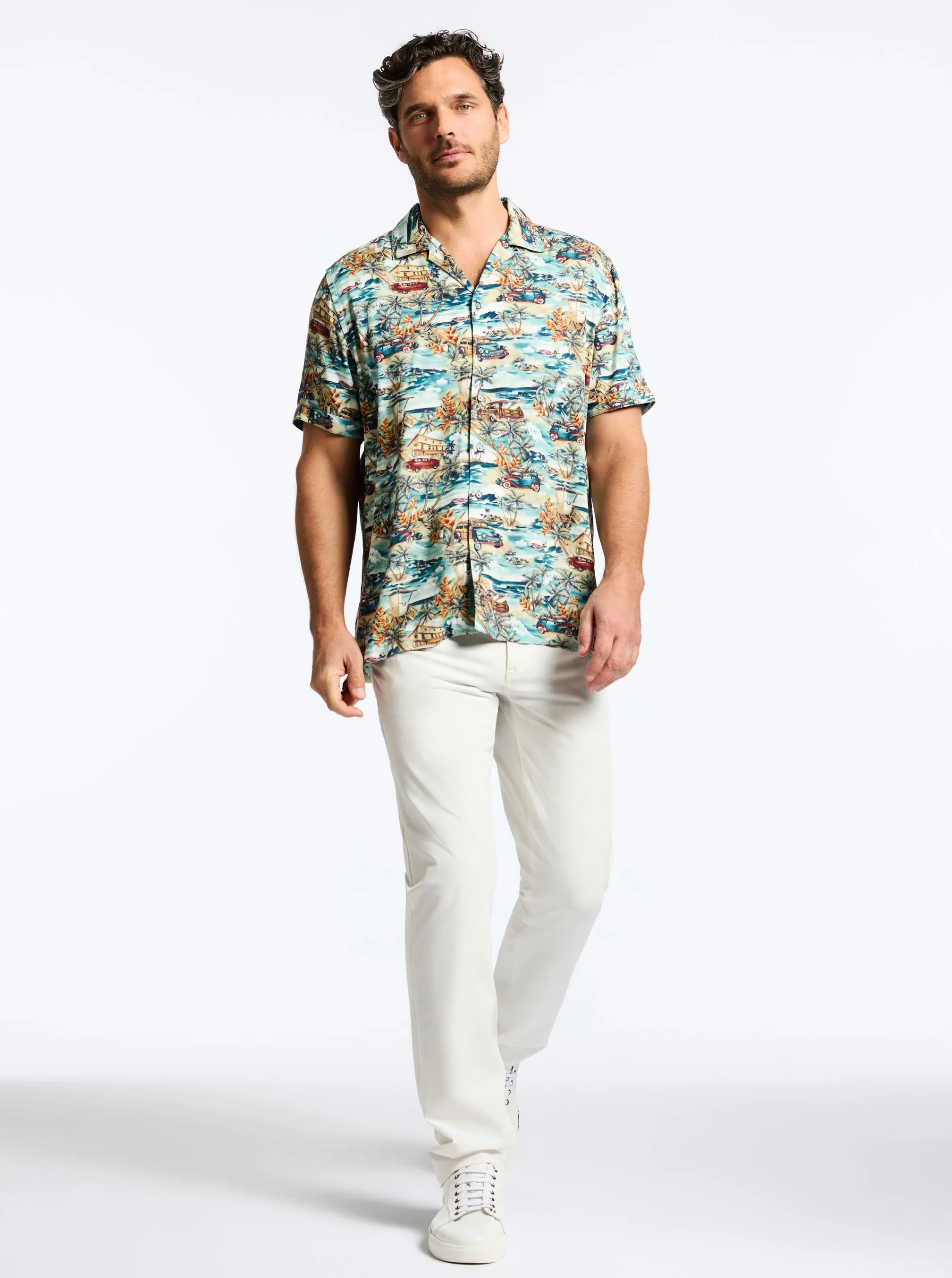GETAWAY SHORT SLEEVE BUTTON DOWN SHIRT