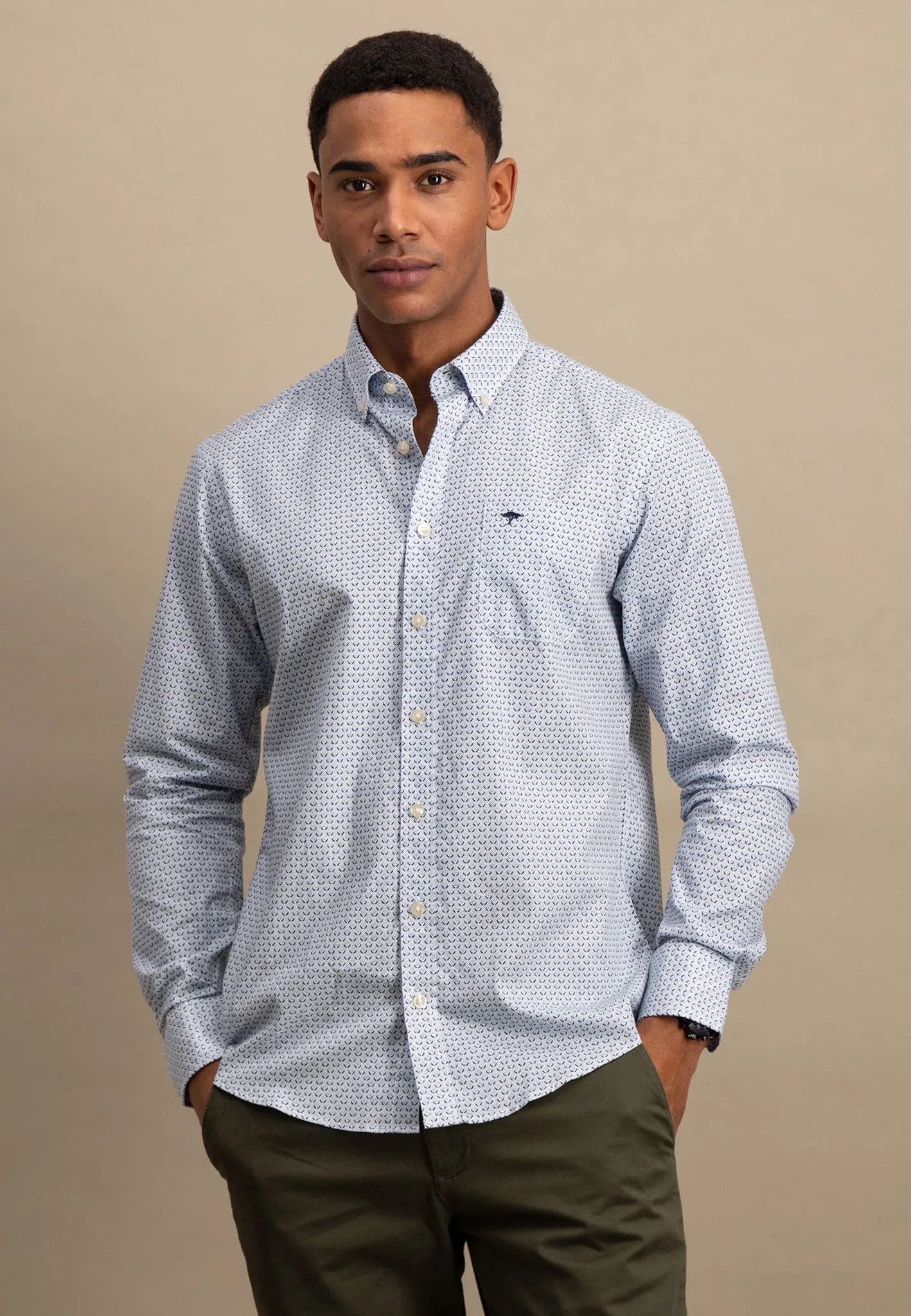 Hemd aus Baumwolle mit Musterung und Button-Down-Kragen