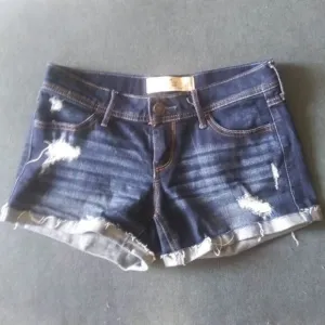 Hollister Cuffed Denim Shorts Sz 3 W 26