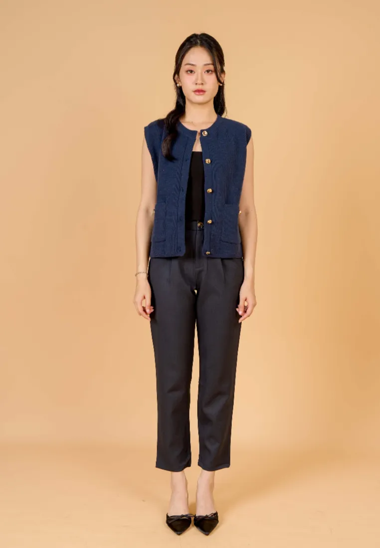 Jett Faux Horn Button Tapered Pants (Navy)