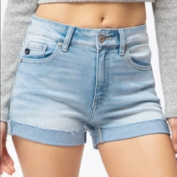 🔥KANCAN HIGH RISE SHORTS🔥