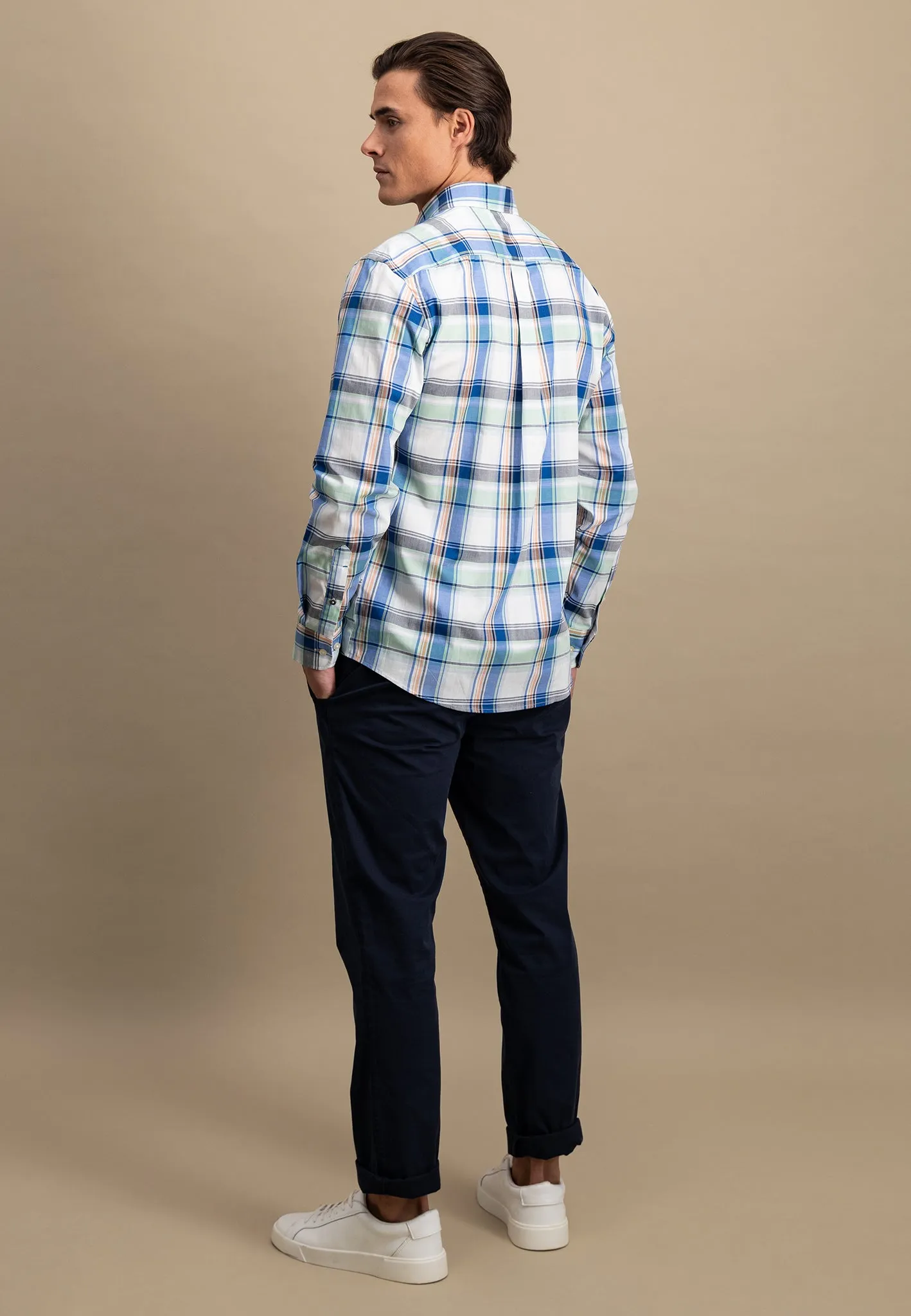 Kariert Hemd mit Button-Down-Kragen