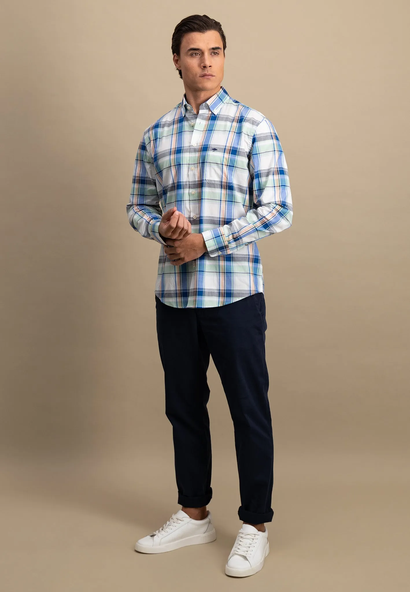 Kariert Hemd mit Button-Down-Kragen