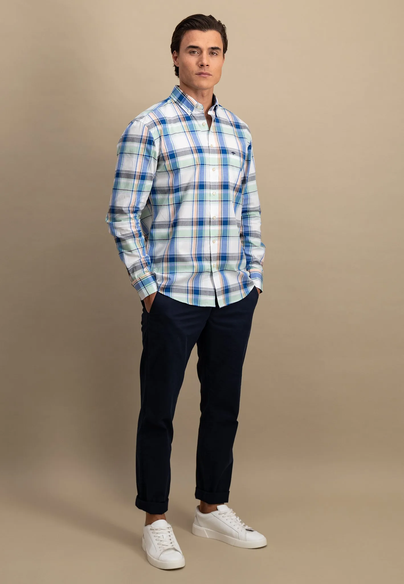 Kariert Hemd mit Button-Down-Kragen