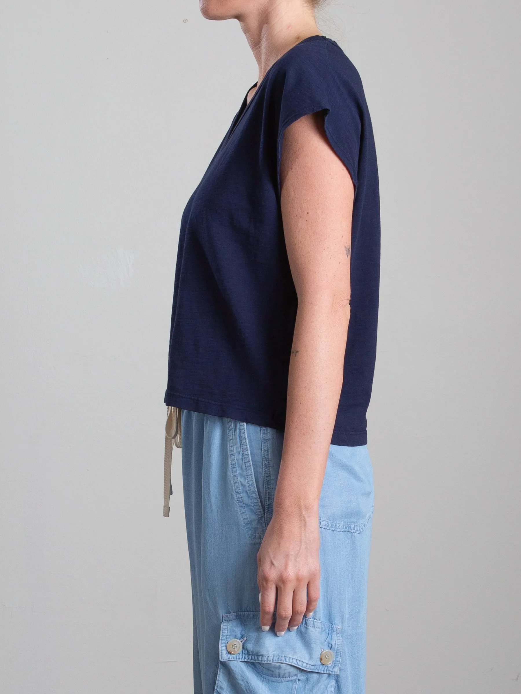 Lena Slouchy Scoop Neck Tee in Supima Slub - Midnight