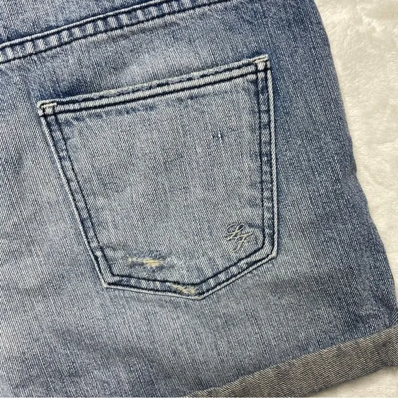 Lovers   Friends Dylan Cuffed  Boyfriend Denim Jean Shorts in Skycrest Size 24