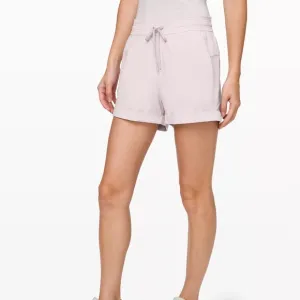 Lululemon Spring Break Away Shorts, SZ 6, Light Beige