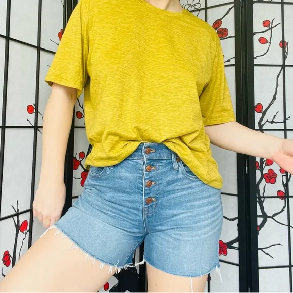 MADEWELL Extreme High Rise Button up Fly Destroyed Cuffed Ripped Shorts