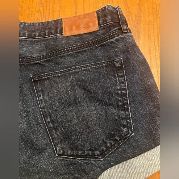 Madewell Raw Hem‎ Cuffed Dark Wash Blue Cotton Denim Jean Shorts Size 28