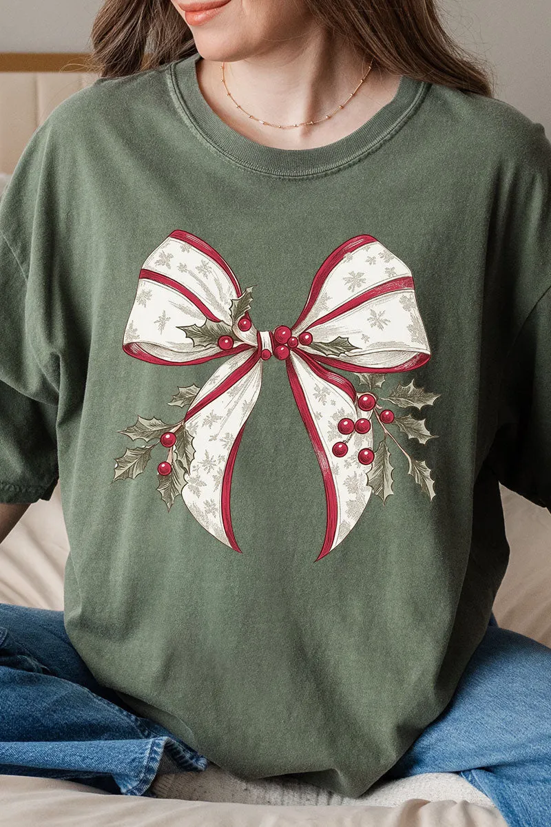Mistletoe Moment Bow Comfort Colors Adult Ring-Spun Cotton Tee