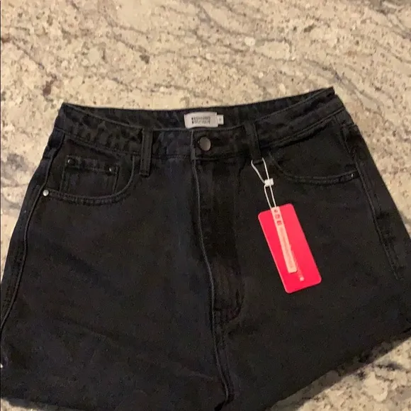 NWT Black Wash Cuffed Denim Shorts
