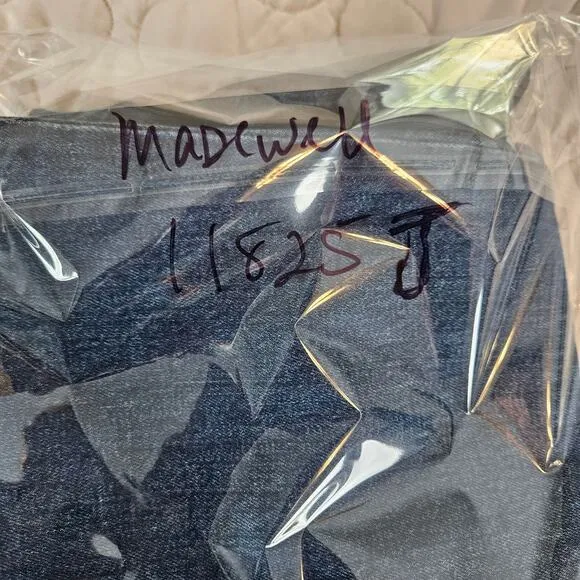 NWT Madewell Classic Straight with Magic Pockets Sz 31