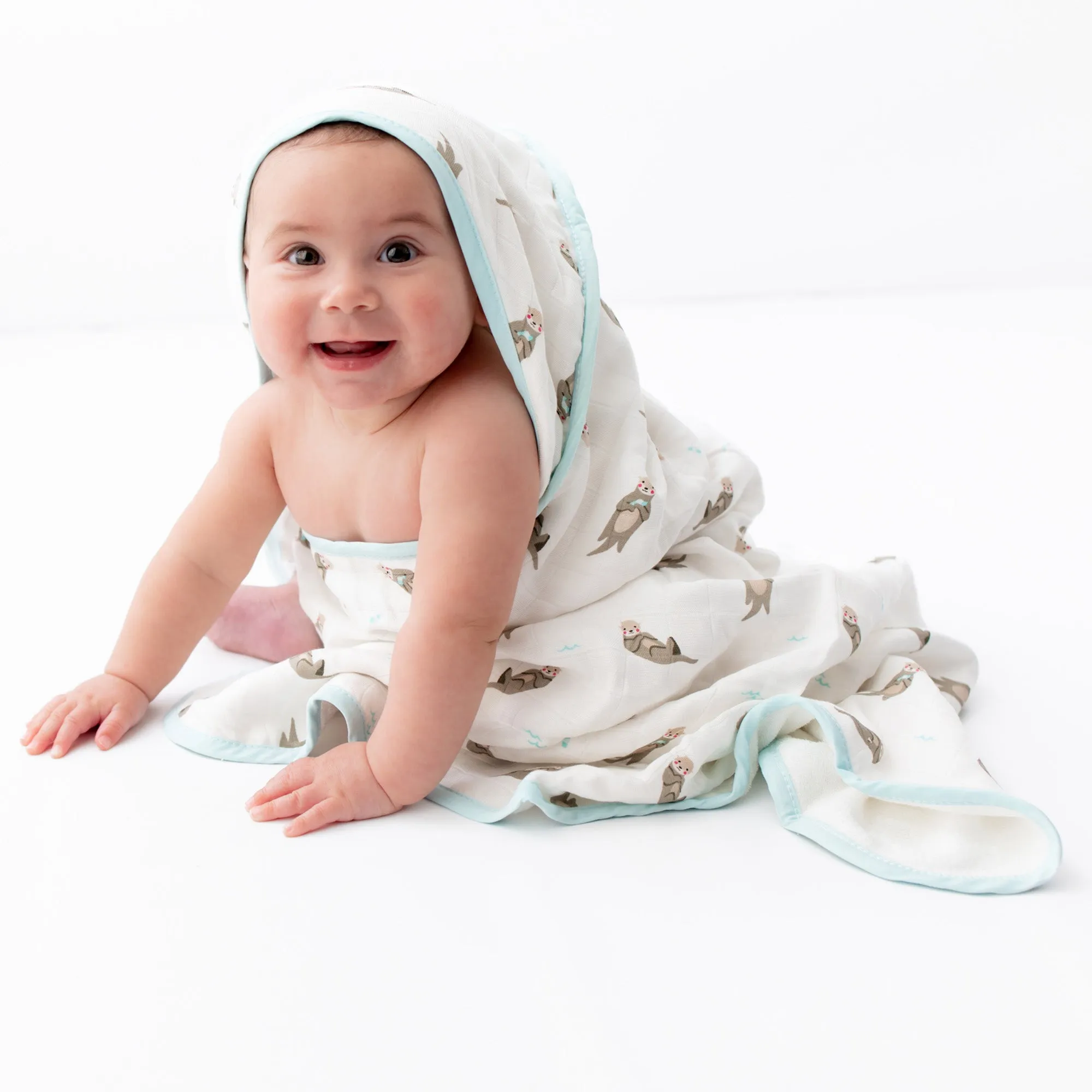Otter Hooded Towel Set