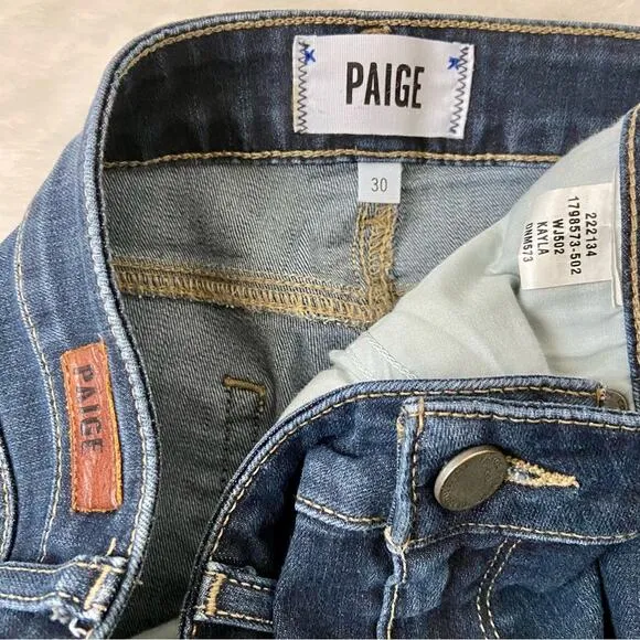 Paige Kayla Dark Wash Denim Cuffed Shorts Size 30