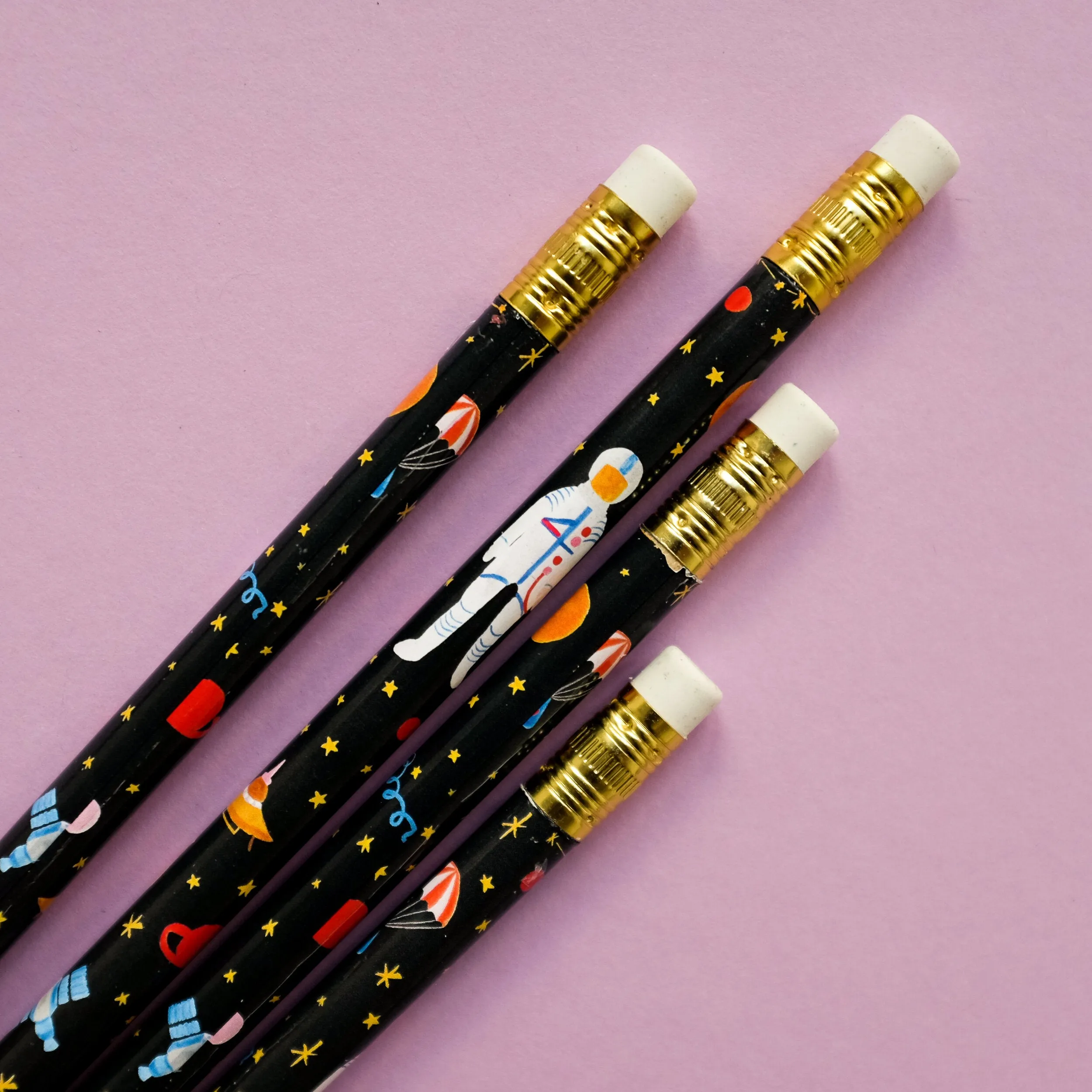 PENCIL SETS OF 4