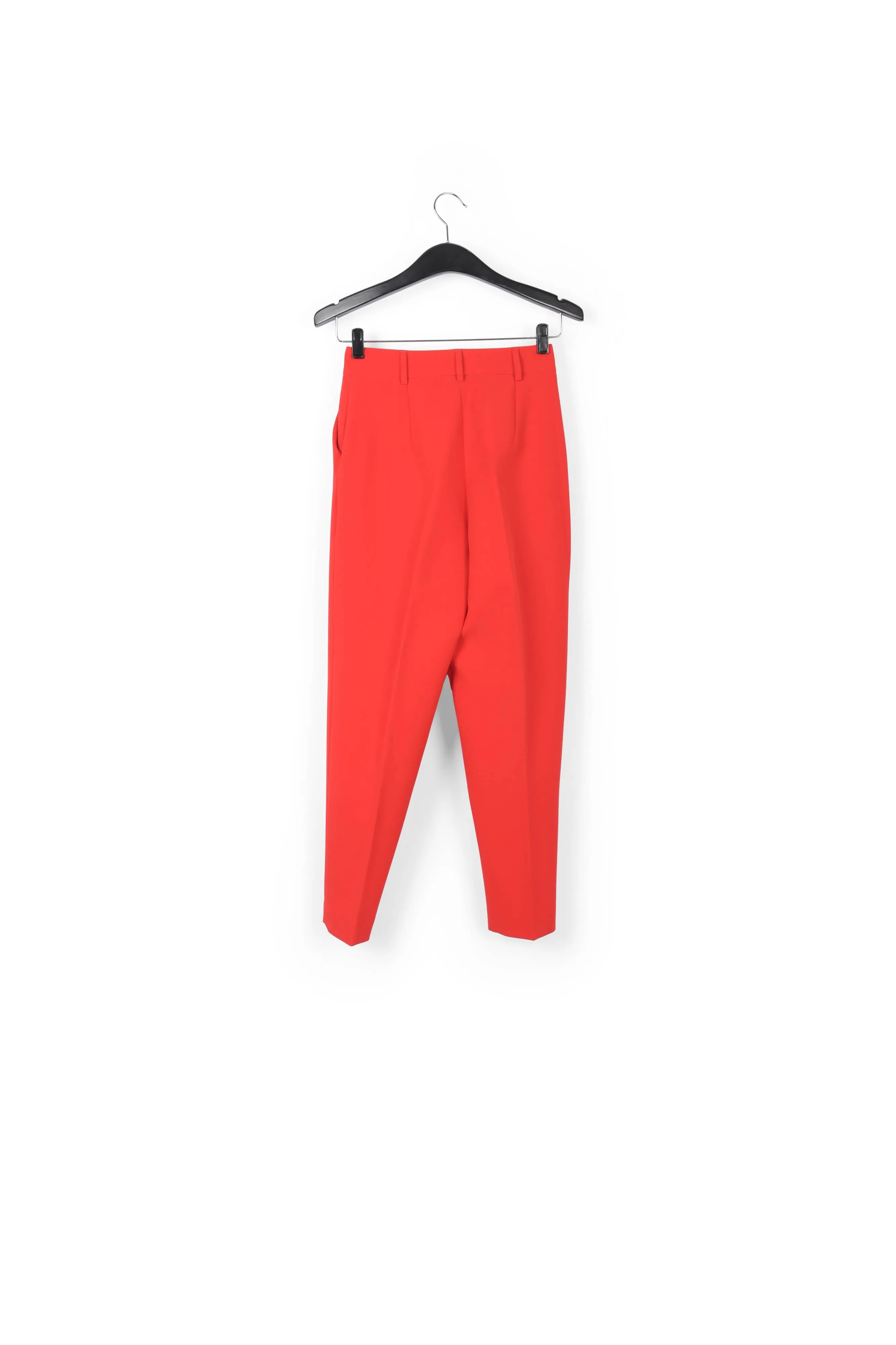 Red tapered pants