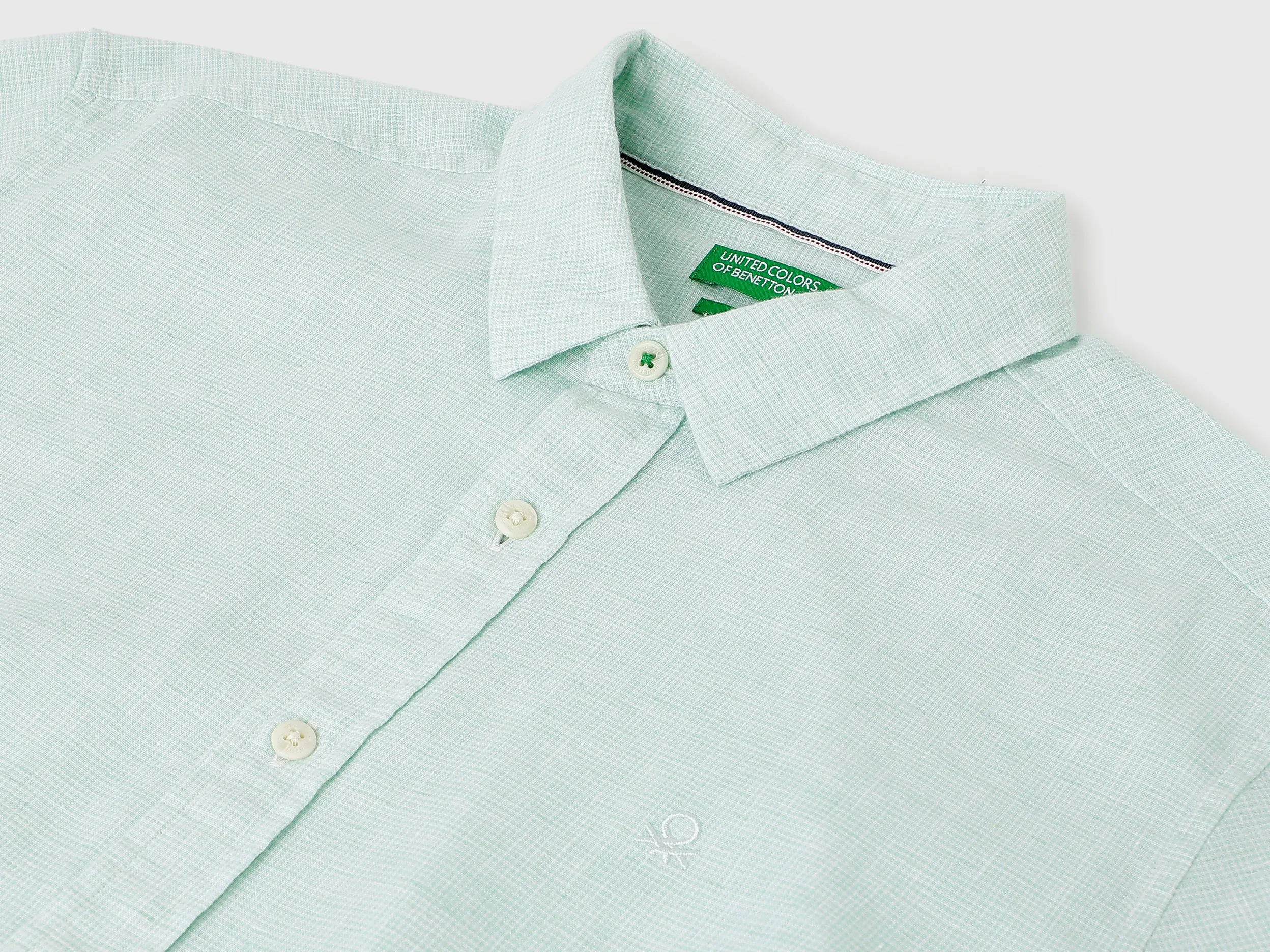 Regular Fit Spread Collar Checkered Shirts