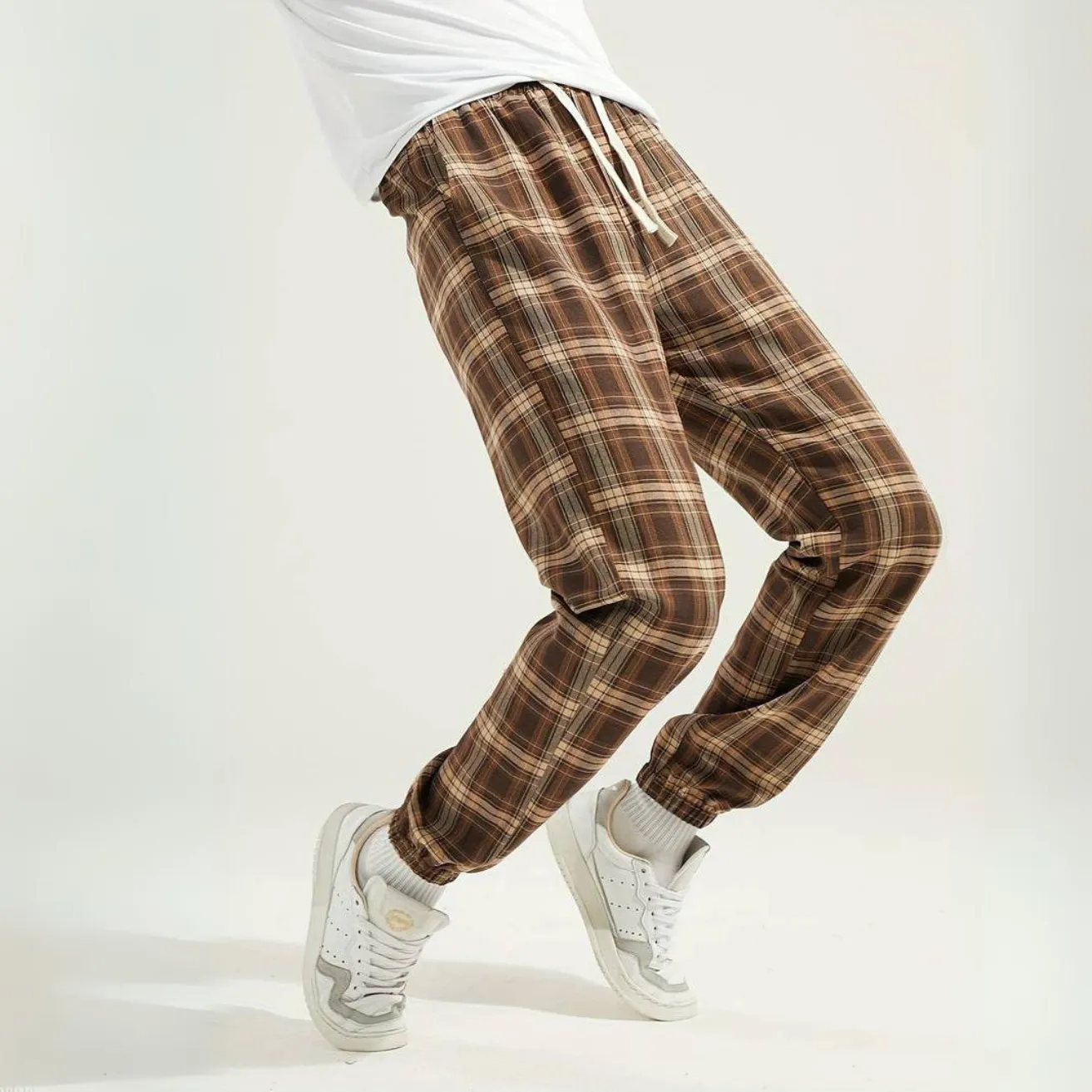 Retro Plaid Tapered Pants