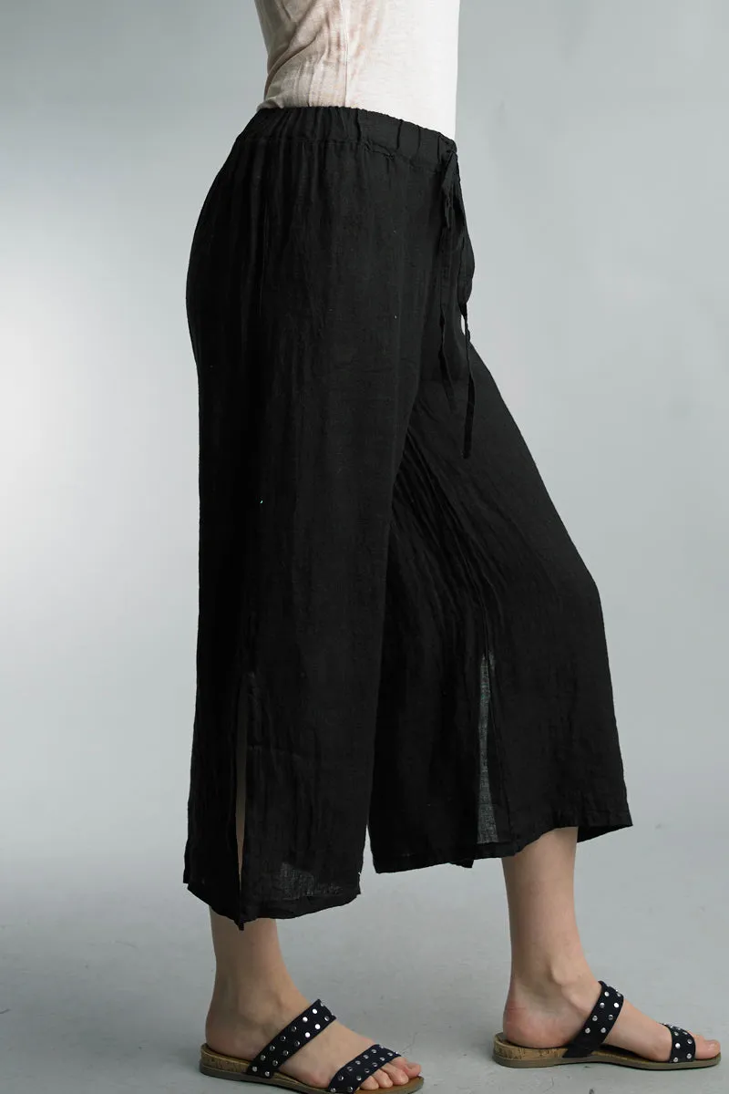Side Slit Cropped Pant