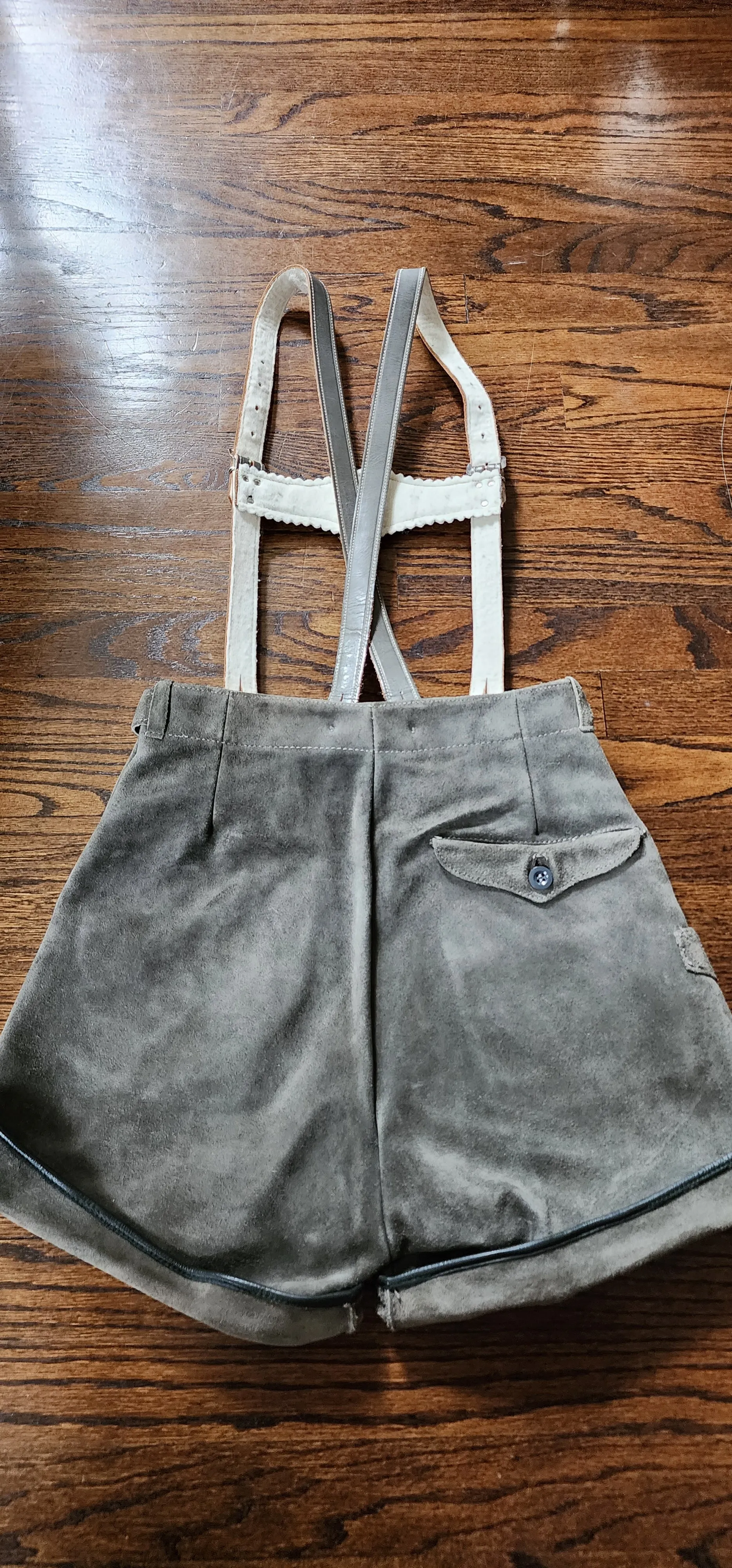 Vintage Bergfreund German Lederhosen Grey Suede Leather Shorts Suspenders Womens S