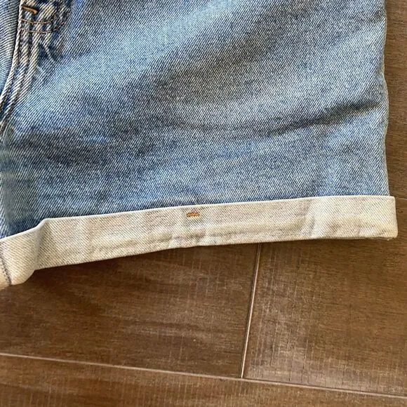 Vintage Levi's 954 Cuffed Shorts Women's 13 Blue Denim 100% Cotton Regular Fit